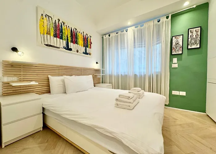 Beach Apartments Tlv