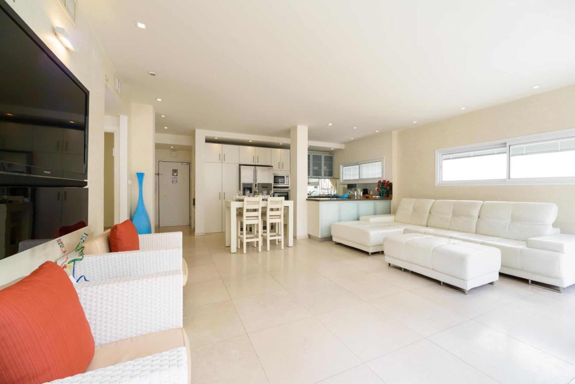 Tlv Apartment